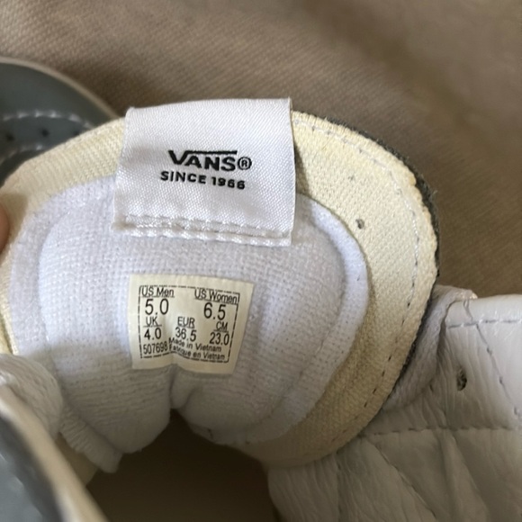 Vans Sk8-Hi Sneakers Gray White High Top Suede Skateboard Skater Shoes Women 6.5 - Picture 10 of 12